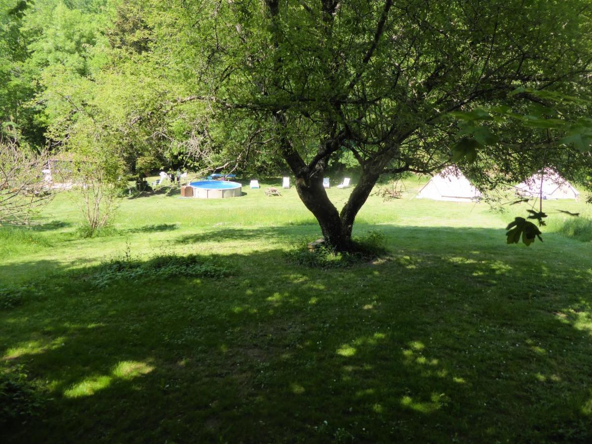 Belair Le Camping Champagnac-de-Bélair Exteriér fotografie